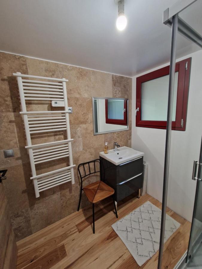 Chalet De La Foret 1 A 6 Pers Saint-Sauveur  Exterior foto