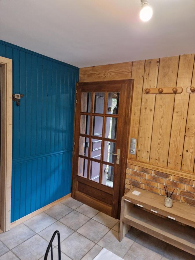 Chalet De La Foret 1 A 6 Pers Saint-Sauveur  Exterior foto