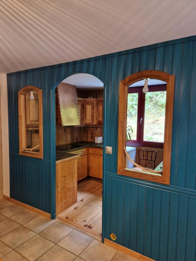 Chalet De La Foret 1 A 6 Pers Saint-Sauveur  Exterior foto